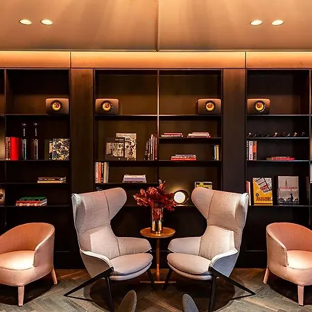 Ξενοδοχείο Maximilian 4*