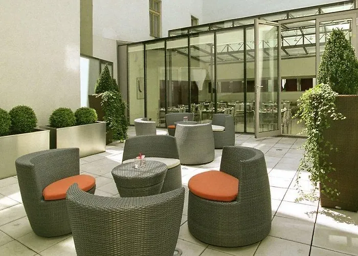 فندق Maximilian 4*