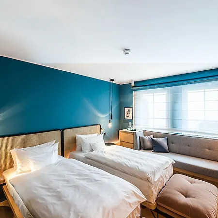 Maximilian 4* Prague