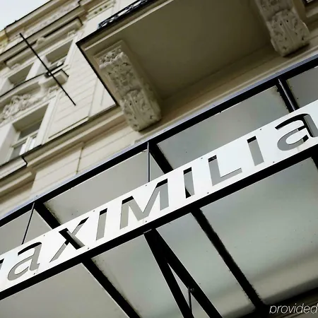 Otel Maximilian 4*