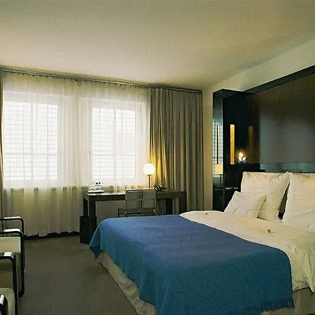 Hotell Maximilian 4*