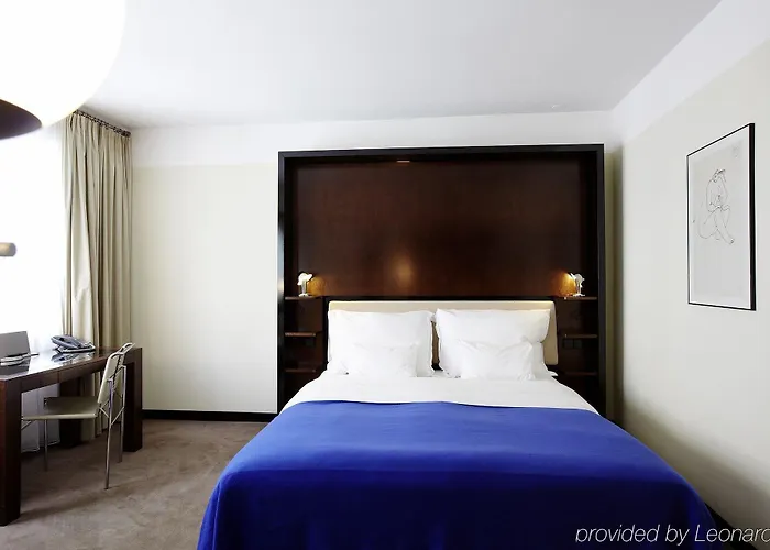 Maximilian Hotel 4*